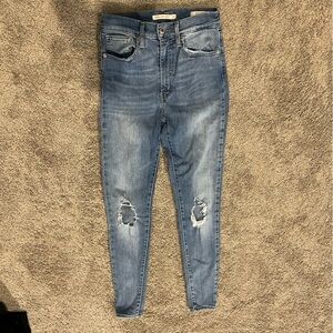 Levi Strauss Mile High Super Skinny Distressed Jeans - Womens Size 27
